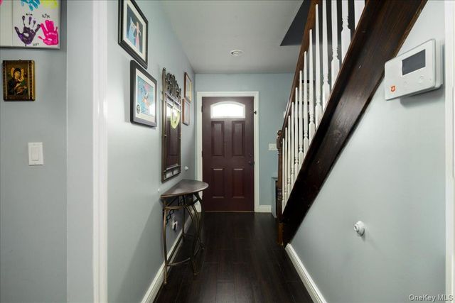 35 Carnation Road, Levittown, NY 11756