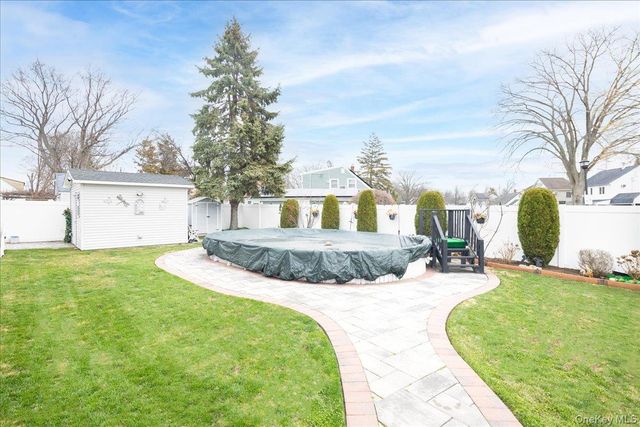 35 Carnation Road, Levittown, NY 11756