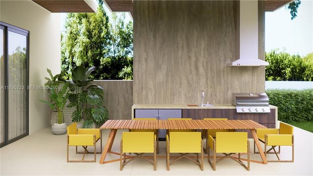 125 SW 29th Rd, Miami, FL 33129