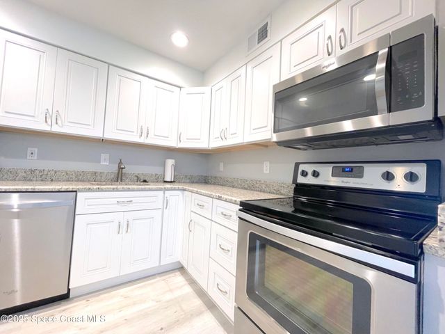 2700 N Highway A1a 7203, Indialantic, FL 32903