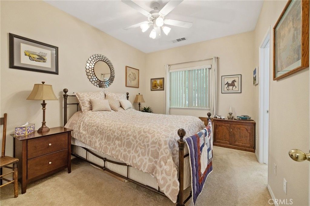 Image 13 of property listing at 1547 W Claridge Court, Hanford, CA 93230