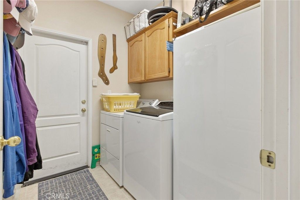 Image 29 of property listing at 1547 W Claridge Court, Hanford, CA 93230