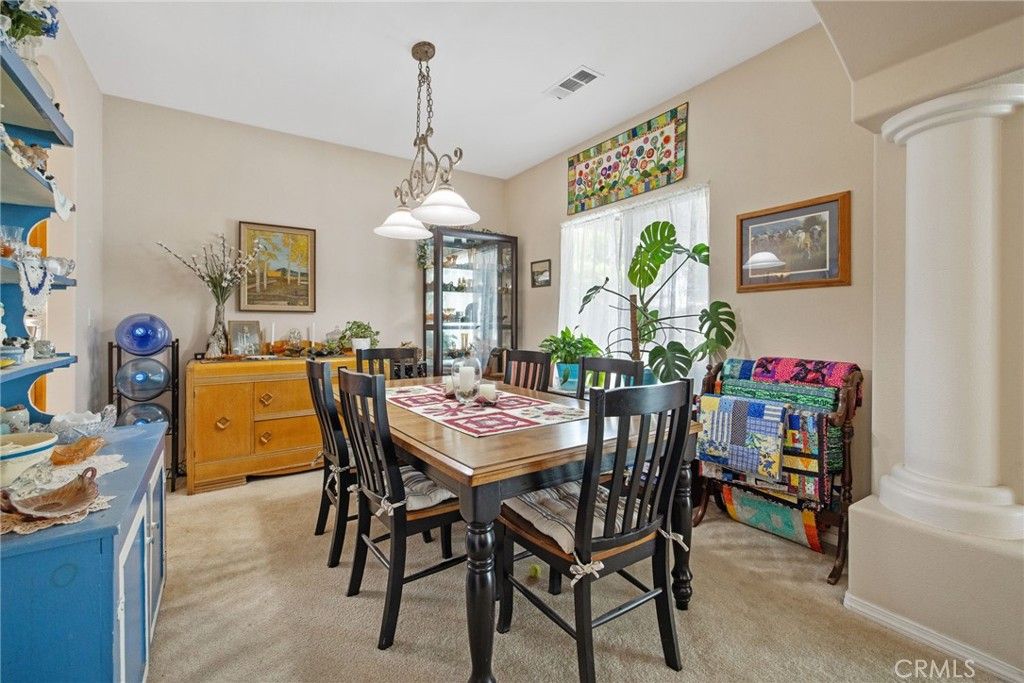 Image 31 of property listing at 1547 W Claridge Court, Hanford, CA 93230