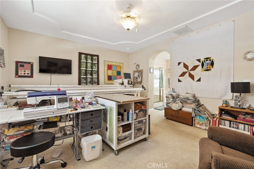 Image 35 of property listing at 1547 W Claridge Court, Hanford, CA 93230