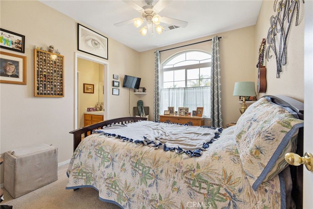 Image 9 of property listing at 1547 W Claridge Court, Hanford, CA 93230