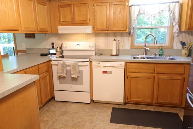 7847 S Old State Road 37, Bloomington, IN 47403