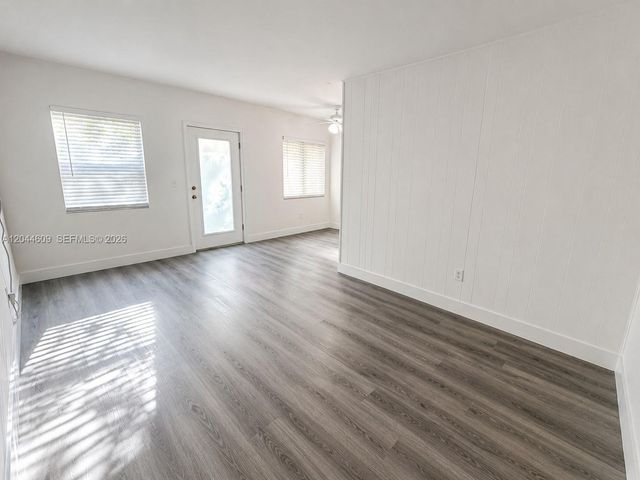 34 Madeira Ave 3, Coral Gables, FL 33134
