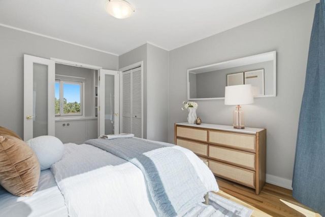 25900 Vinedo, Los Altos Hills, CA 94022