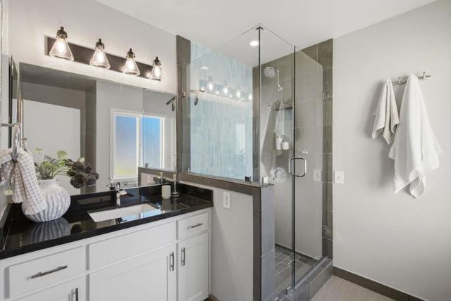 25900 Vinedo, Los Altos Hills, CA 94022