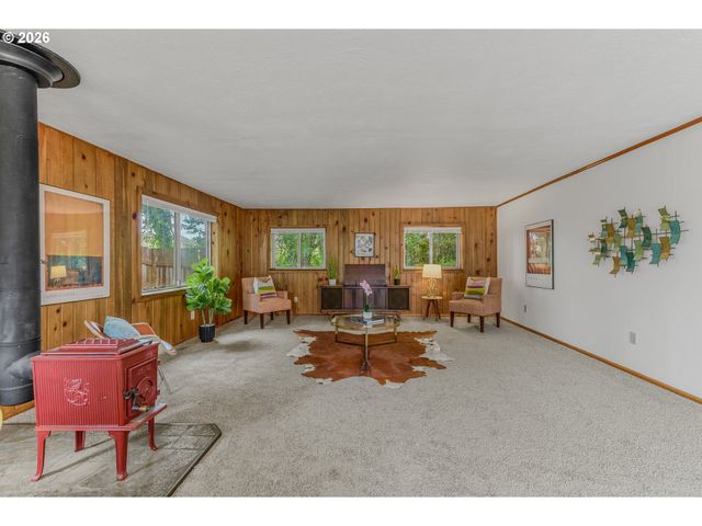 6303 Sw 60TH Ave, Portland, OR 97221