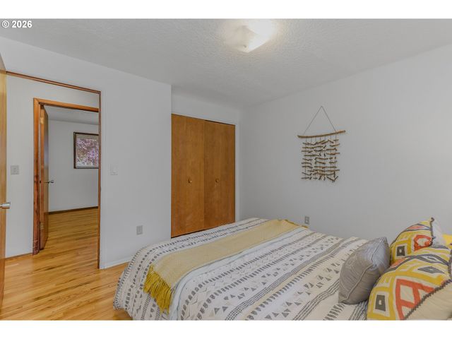 6303 Sw 60TH Ave, Portland, OR 97221