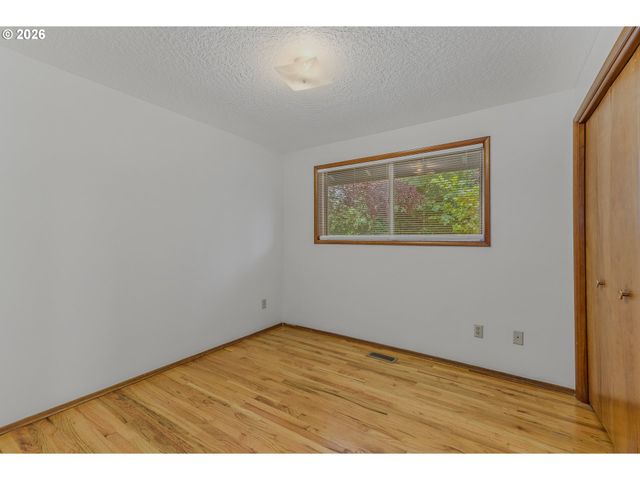 6303 Sw 60TH Ave, Portland, OR 97221