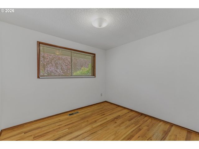 6303 Sw 60TH Ave, Portland, OR 97221