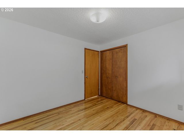 6303 Sw 60TH Ave, Portland, OR 97221