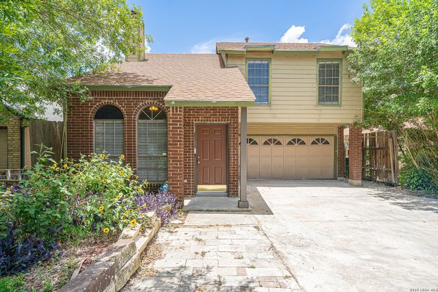 821 Meadow Stone, Converse, TX 78109