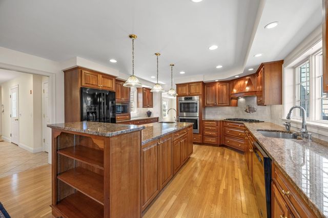 56 Shad Bush Circle, East Dennis, MA 02641