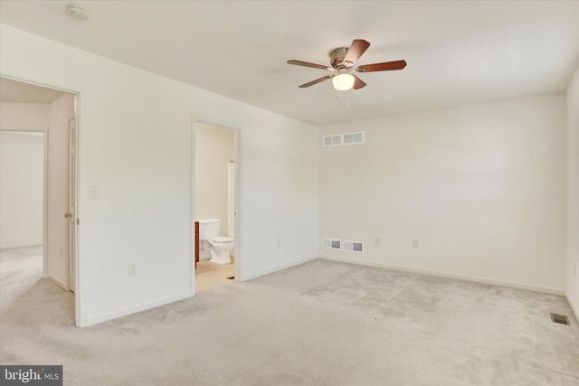186 MAPLETON DR, Harrisburg, PA 17112
