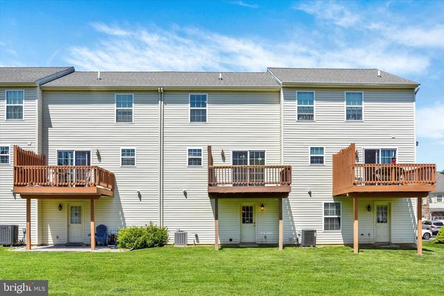 186 MAPLETON DR, Harrisburg, PA 17112