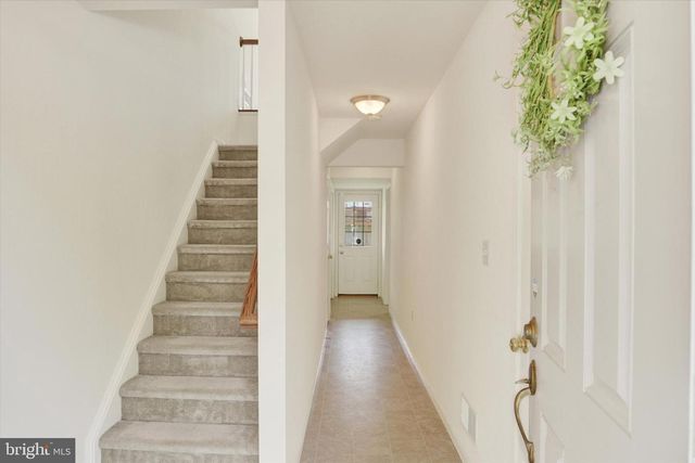 186 MAPLETON DR, Harrisburg, PA 17112
