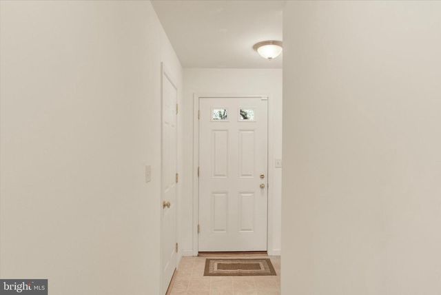 186 MAPLETON DR, Harrisburg, PA 17112