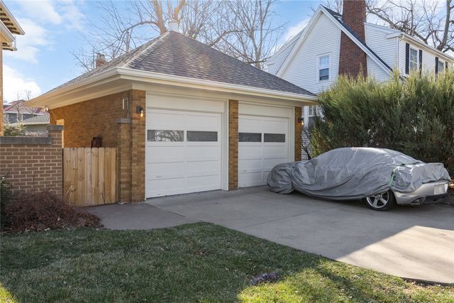 2101 Washington Avenue SE, Cedar Rapids, IA 52403