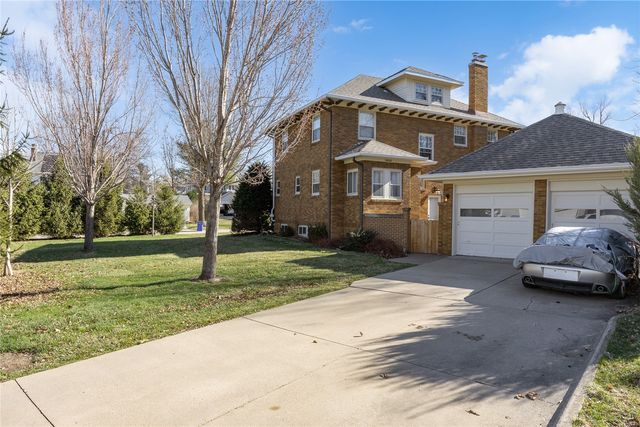 2101 Washington Avenue SE, Cedar Rapids, IA 52403
