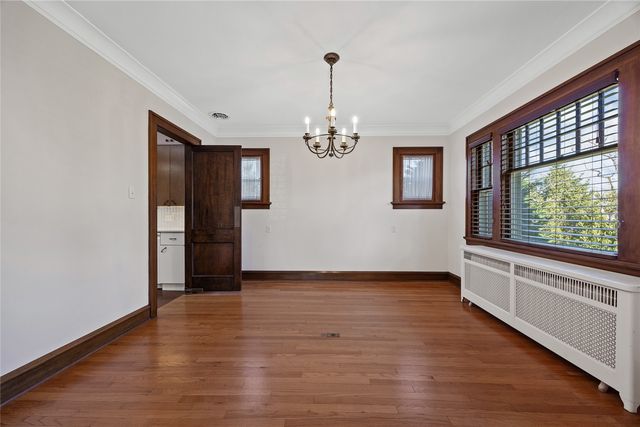 2101 Washington Avenue SE, Cedar Rapids, IA 52403