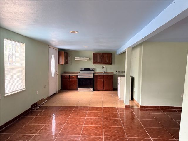2205 Roosevelt Avenue, Fort Worth, TX 76164