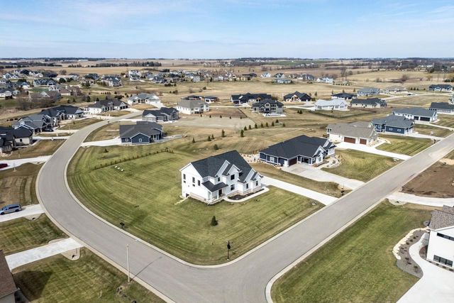 6629 Morning Dew Lane, Sun Prairie, WI 53590