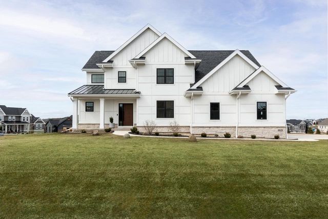 6629 Morning Dew Lane, Sun Prairie, WI 53590