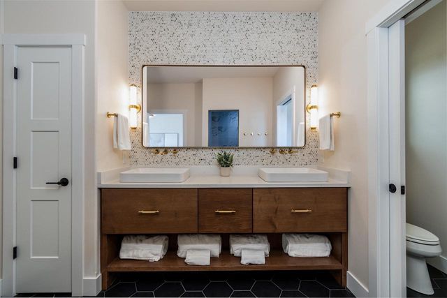 6629 Morning Dew Lane, Sun Prairie, WI 53590