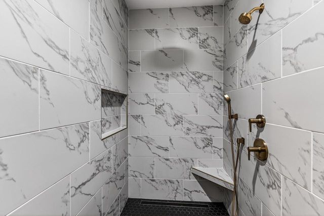 6629 Morning Dew Lane, Sun Prairie, WI 53590