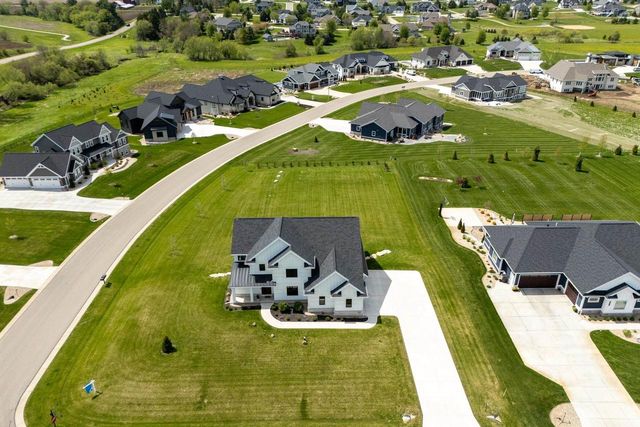 6629 Morning Dew Lane, Sun Prairie, WI 53590