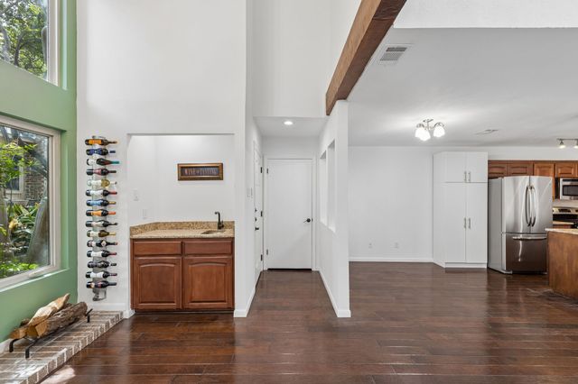 3227 Elizabeth Street, Dallas, TX 75204