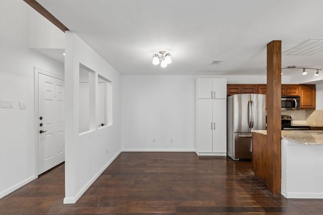 3227 Elizabeth Street, Dallas, TX 75204