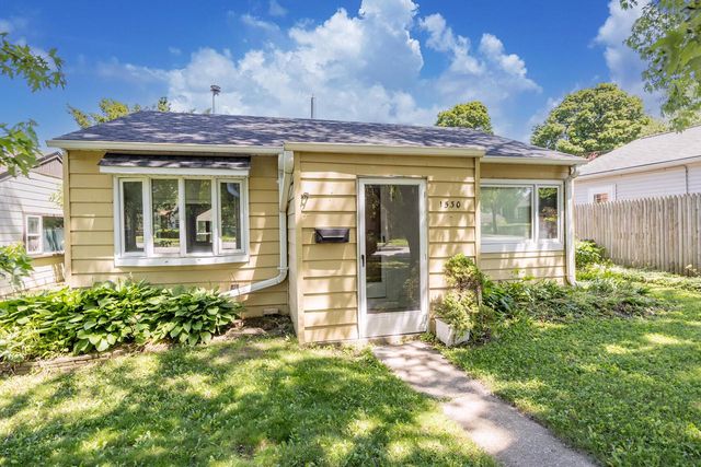 1530 E Morgan AVENUE, Milwaukee, WI 53207