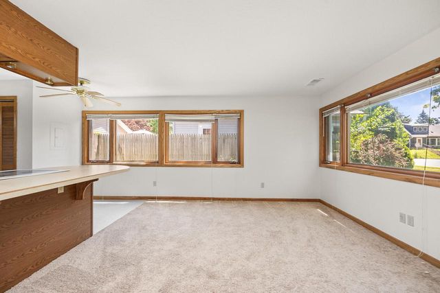 1530 E Morgan AVENUE, Milwaukee, WI 53207