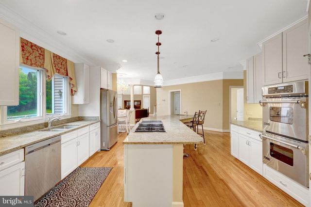 11270 STONES THROW DR, Reston, VA 20194