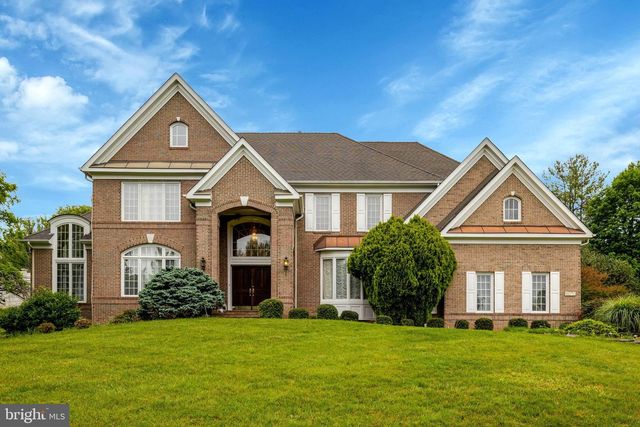 11270 STONES THROW DR, Reston, VA 20194