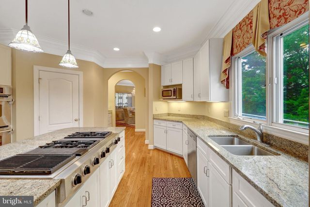 11270 STONES THROW DR, Reston, VA 20194