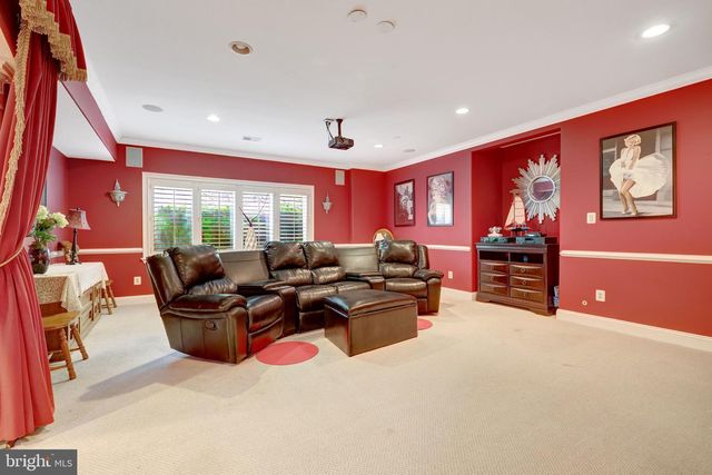 11270 STONES THROW DR, Reston, VA 20194