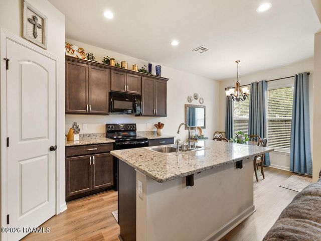 207 Springsteen Lane, Lafayette, LA 70507