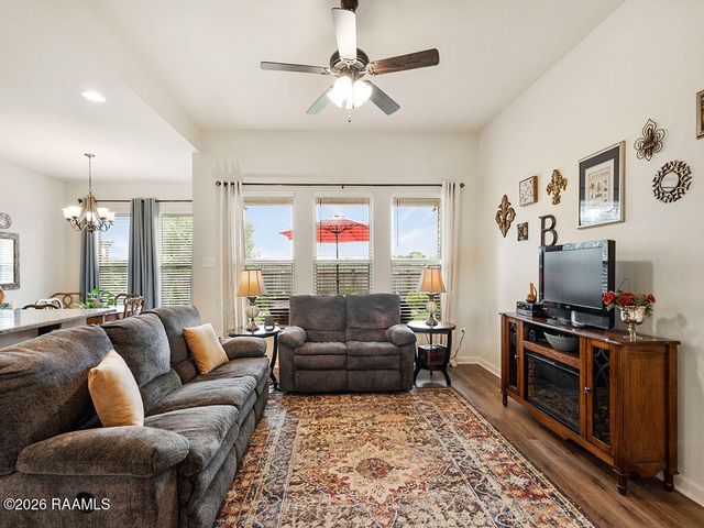 207 Springsteen Lane, Lafayette, LA 70507