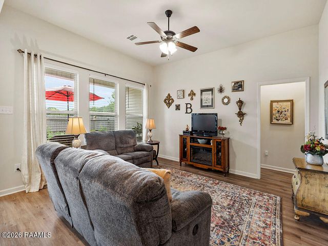 207 Springsteen Lane, Lafayette, LA 70507