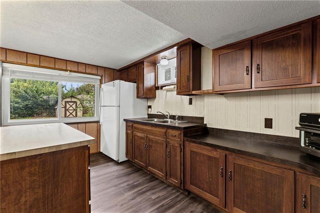 3408 S Phelps Road, Independence, MO 64055