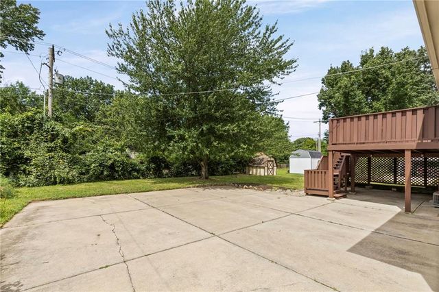 3408 S Phelps Road, Independence, MO 64055