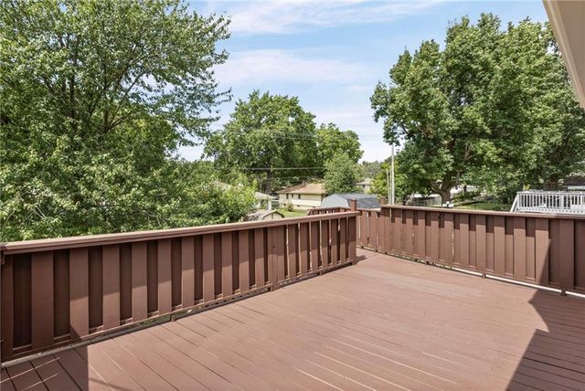 3408 S Phelps Road, Independence, MO 64055