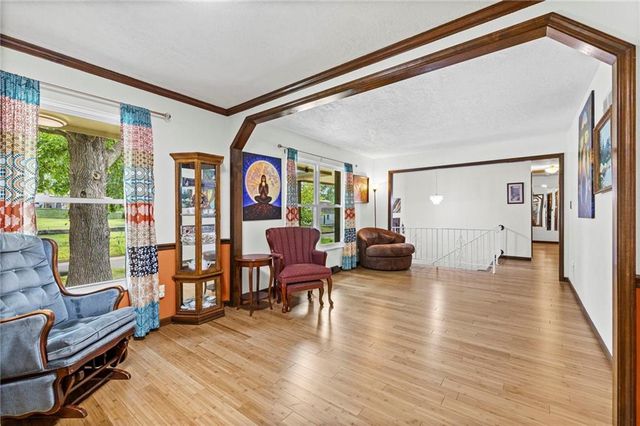 3408 S Phelps Road, Independence, MO 64055