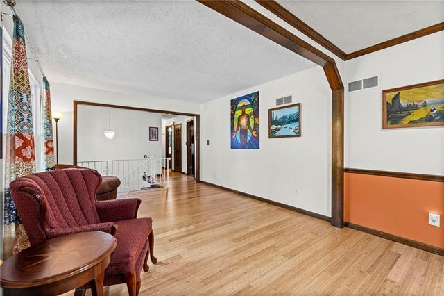 3408 S Phelps Road, Independence, MO 64055