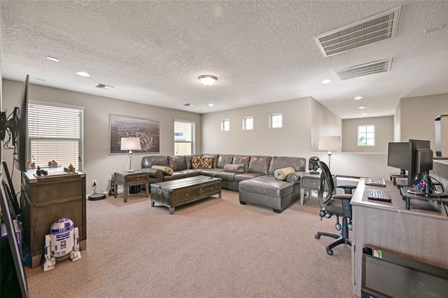 4730 Viento Del Norte, Santa Fe, NM 87507